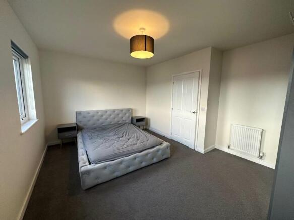 Bedroom 1 further ph