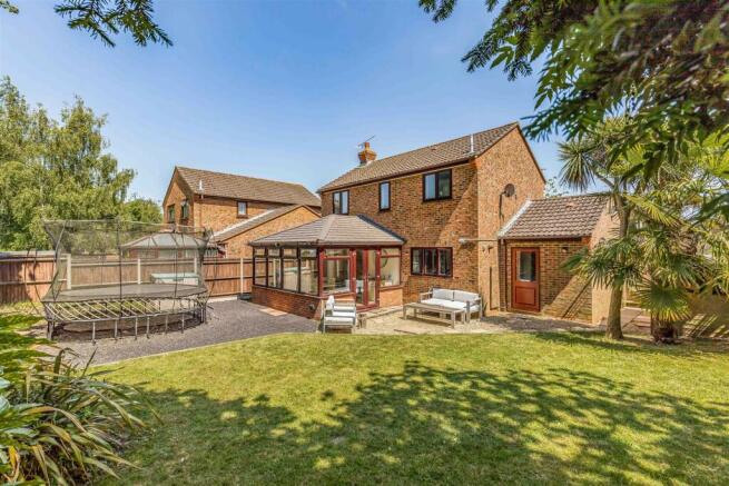 15 Paddock End, Denmead-Small-PorticoMarketing-Nex
