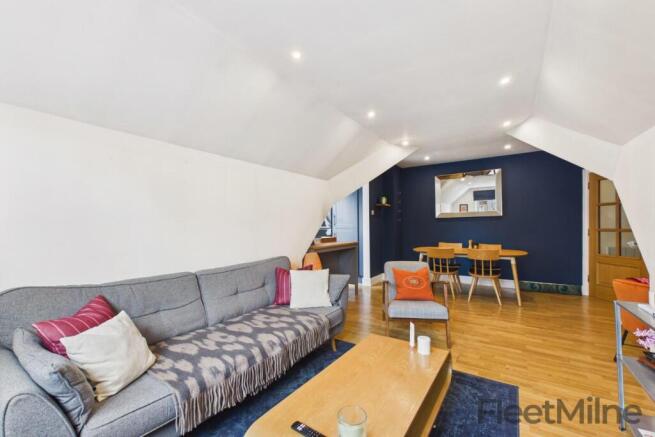 Living/dining room