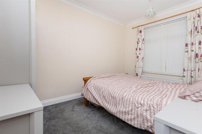 2 bed Semi-Detached Bungalow for sale Image 12