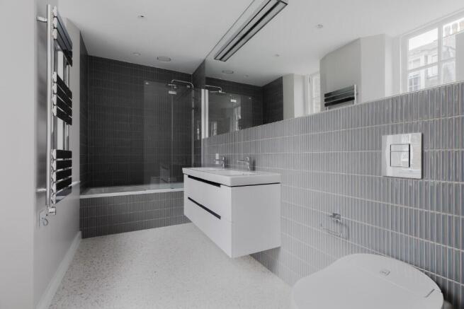 bathroom 2.jpeg