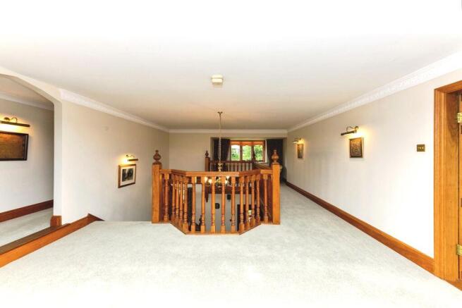 Spacious Landing