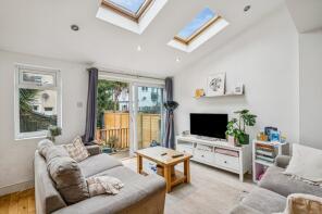 101, Ravensbury Road, London SW18 4RY