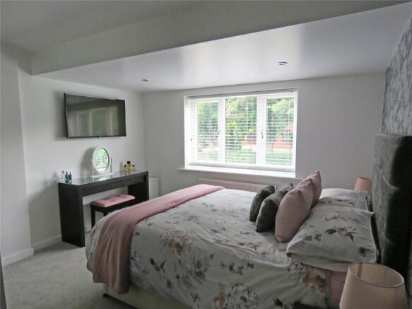 Main Bedroom