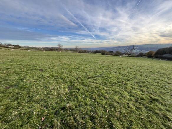 5 bed Barn Conversion for sale Image 8