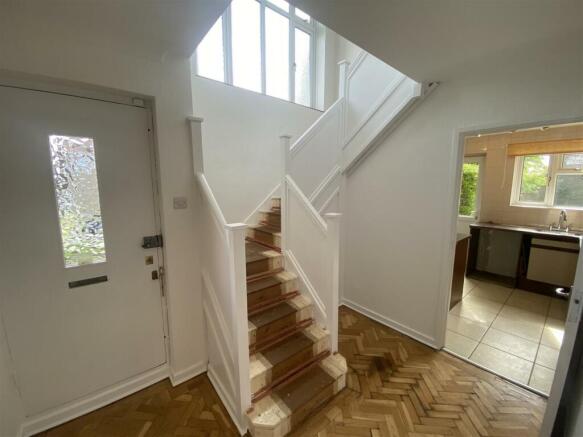 Hallway 1 (1).jpg
