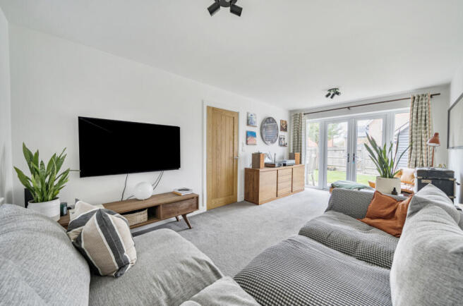 1364625-28-68e680...