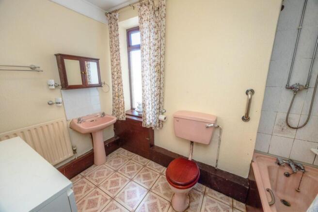3 bed Terraced for sale Image 6