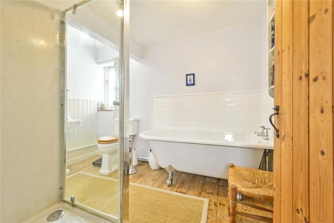 Bath/Shower Room