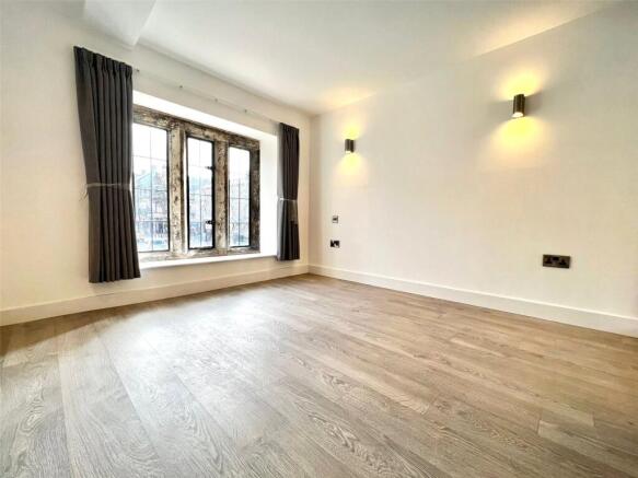 2 bed Flat to rent Image 6