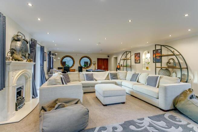 Family/Cinema/Games Room