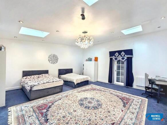 Oakleigh Avenue 15.jpg