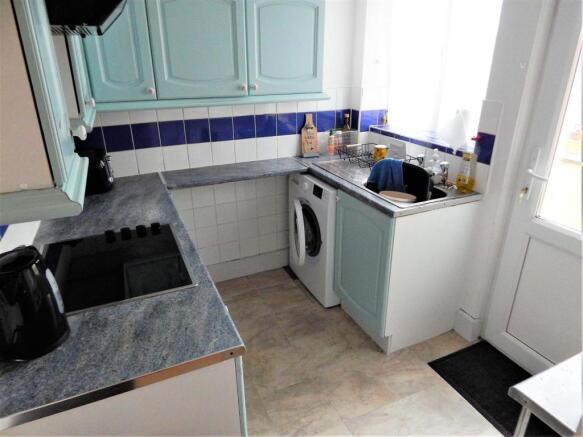 Kitchen.JPG