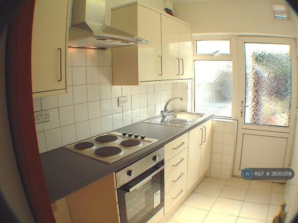 Modern Integrated Fitted Kitchen