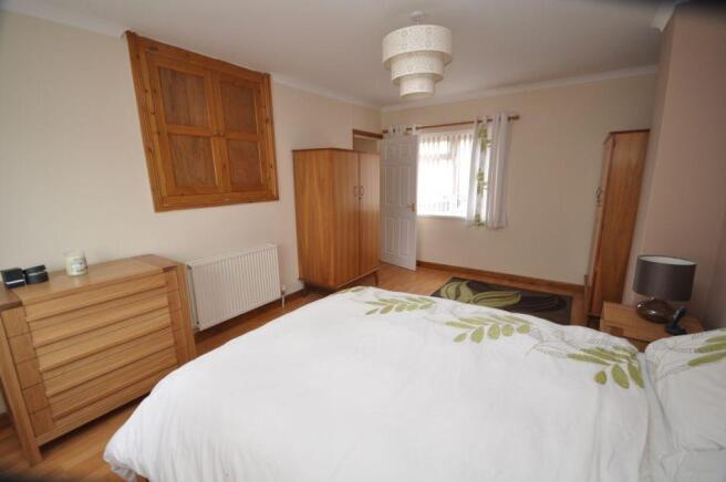 53 Staton Road, Kidwelly, Carmarthenshire Photo 7