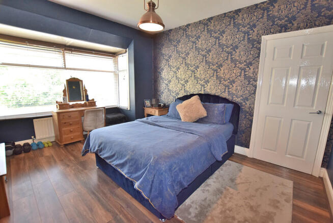 3 bed Semi-Detached for sale Image 10