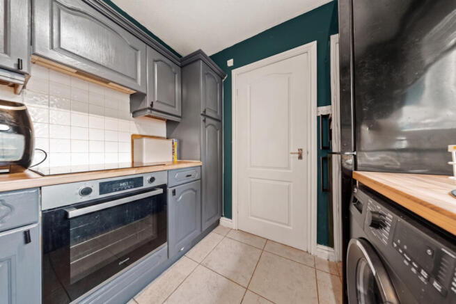 2 bed Terraced for sale Image 4
