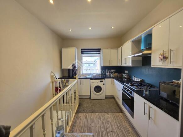 3 bed Detached for sale Image 6