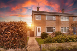 15, Greenlands Avenue, Rossington, Doncaster DN11 0EN