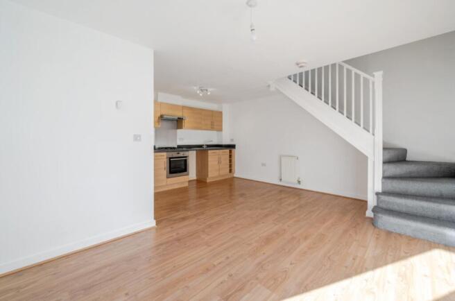 1353883-7-68dba7a058e35