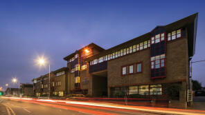 Flat 2, 75 Greenview House, London Road, Romford RM7 9DG