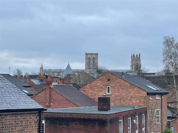 2 bed Apartment for sale Image 10