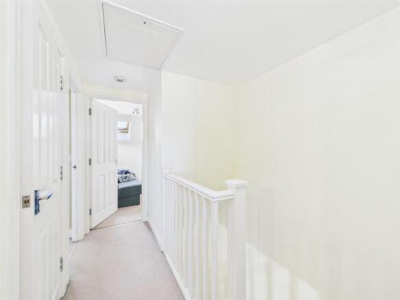 CAM03975G0-PR0091-STILL006.jpg