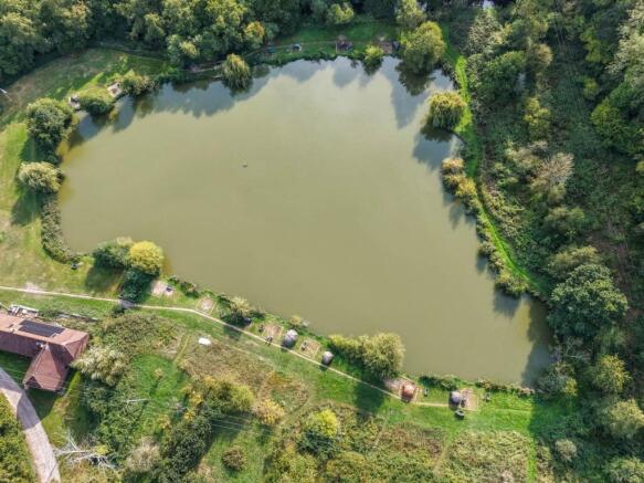 River Farm Carp Fishery, Fontley Road, Fareham photo 3