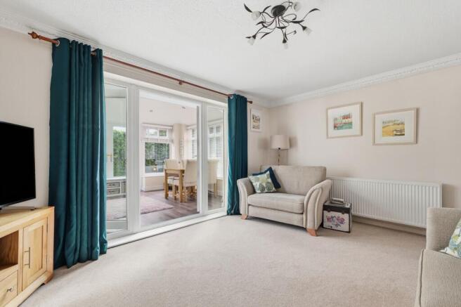 4 bed Detached for sale Image 10