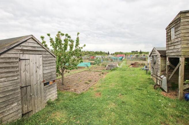 Garden 2.jpg