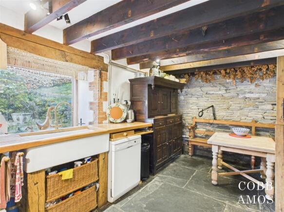 Kitchen jpg