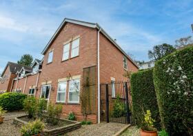 4, Charlcote Mews, Zetland Road, Malvern WR14 2JJ