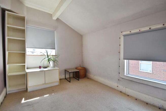 3 bed Semi-Detached for sale Image 12