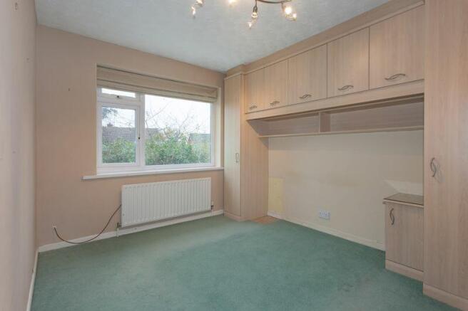 BEDROOM 2