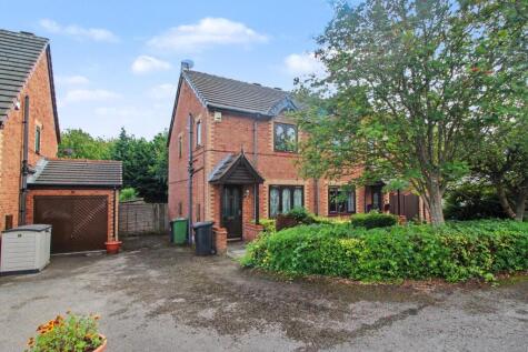 Raylands Court, Leeds, LS10