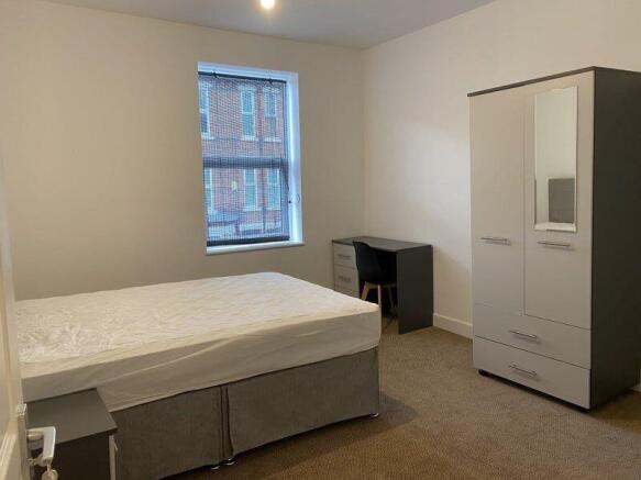 Room 3, 44 Maples Street NG7 6AD - View 6