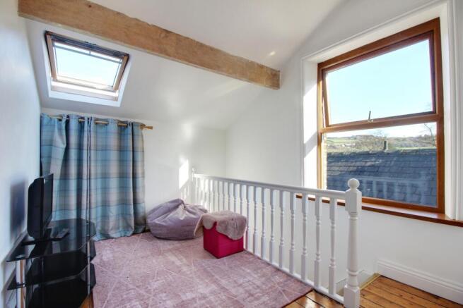 2nd Floor Landing
