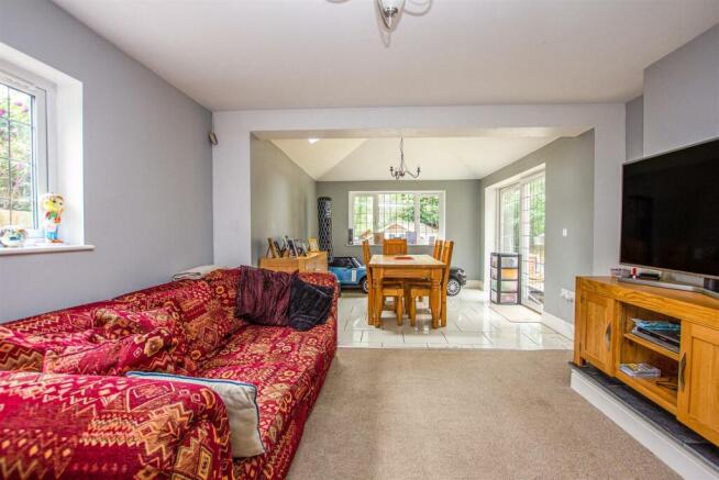 Exisiting Living/Dining Room
