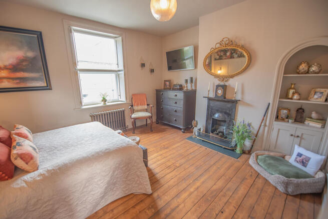 2 bed Terraced for sale Image 11