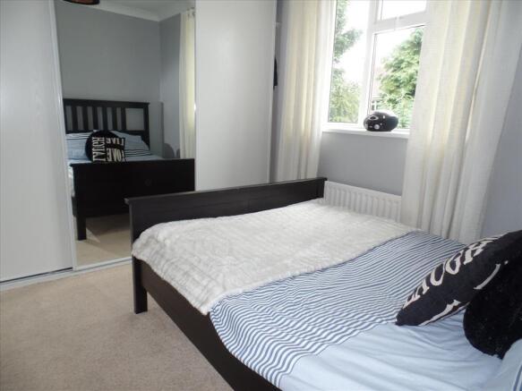 BEDROOM 2