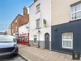Flat 3, 57, Worcester Street, Gloucester GL1 3AW