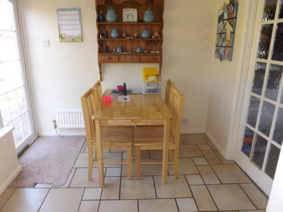 Kitchen/Breakfast Rm