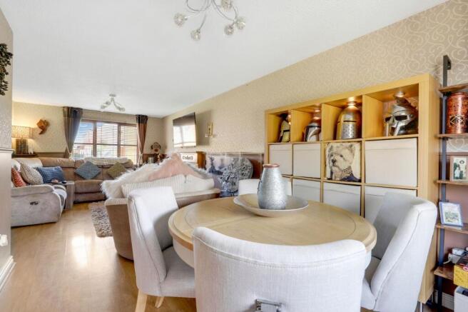 Living/Dining Room