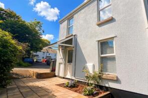 1, Barnfield Walk, Kingsbridge TQ7 1QS
