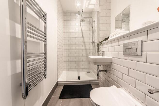 1 bed Apartment to rent Image 6