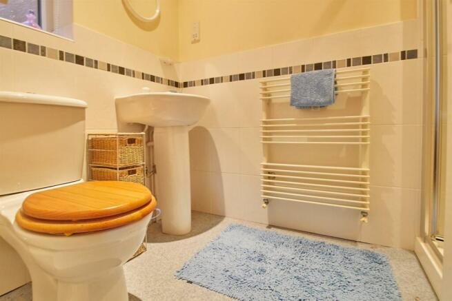 En Suite Shower Room