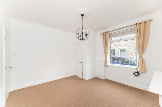 3 bed Terraced for sale Image 7
