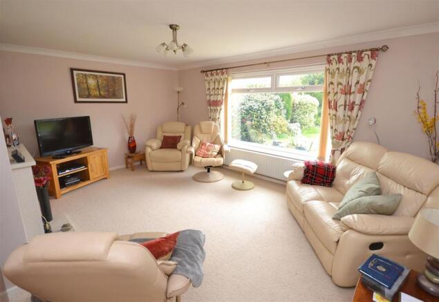 Sitting Room (9).jpg