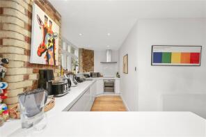 Apartment 122, 10 Globe View, High Timber Street, London EC4V 3PS