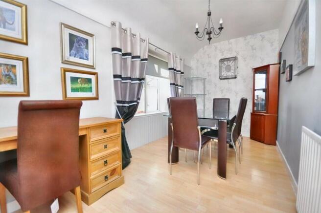 Dining Room/3rd Bed